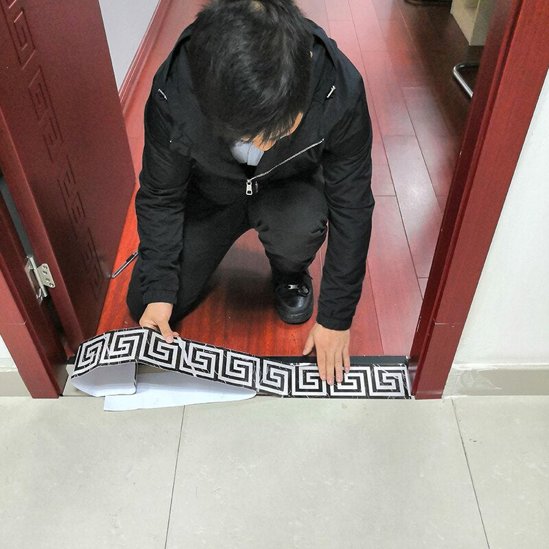رول وزرة ديكور للأرضيات والحوائط استيكر رخامي 10 متر Main image