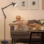 ⁦اباجورة ومصباح ارضي بذراع مفصلي متحرك للتحكم في زاوية الضوء للقراءة والدراسة والعمل⁩ - الصورة ⁦2⁩