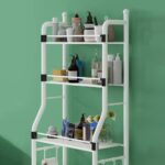 ⁦استاند منظم وحامل ادوات الحمام فوق الغسالة والتواليت 3 رفوف مع هوكات جانبية لتعليق الفوط متعدد الاستخدام⁩ - الصورة ⁦2⁩