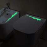 ⁦استيكر تزين الحائط لمفاتيح الكهرباء مضئ باللون الفسفوري بأشكال محتلفة⁩ - الصورة ⁦7⁩