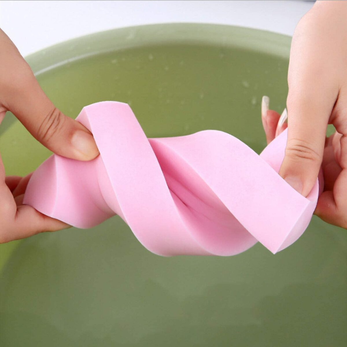 ⁦اسفنجة تقشير الجسم لازالة الجلد الميت بدون صابون بديله للاسكراب⁩ - الصورة ⁦5⁩