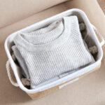 ⁦باسكت كتان بيد لحمل وتنظيم الملابس ولعب الاطفال والميكب ومنتجات العناية بالشعر والبشرة⁩ - الصورة ⁦4⁩