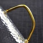 ⁦براد زجاج منقرش بمصفاه للاعشاب وغطاء محكم الغلق ويد ذهبي 600 ملي⁩ - الصورة ⁦6⁩