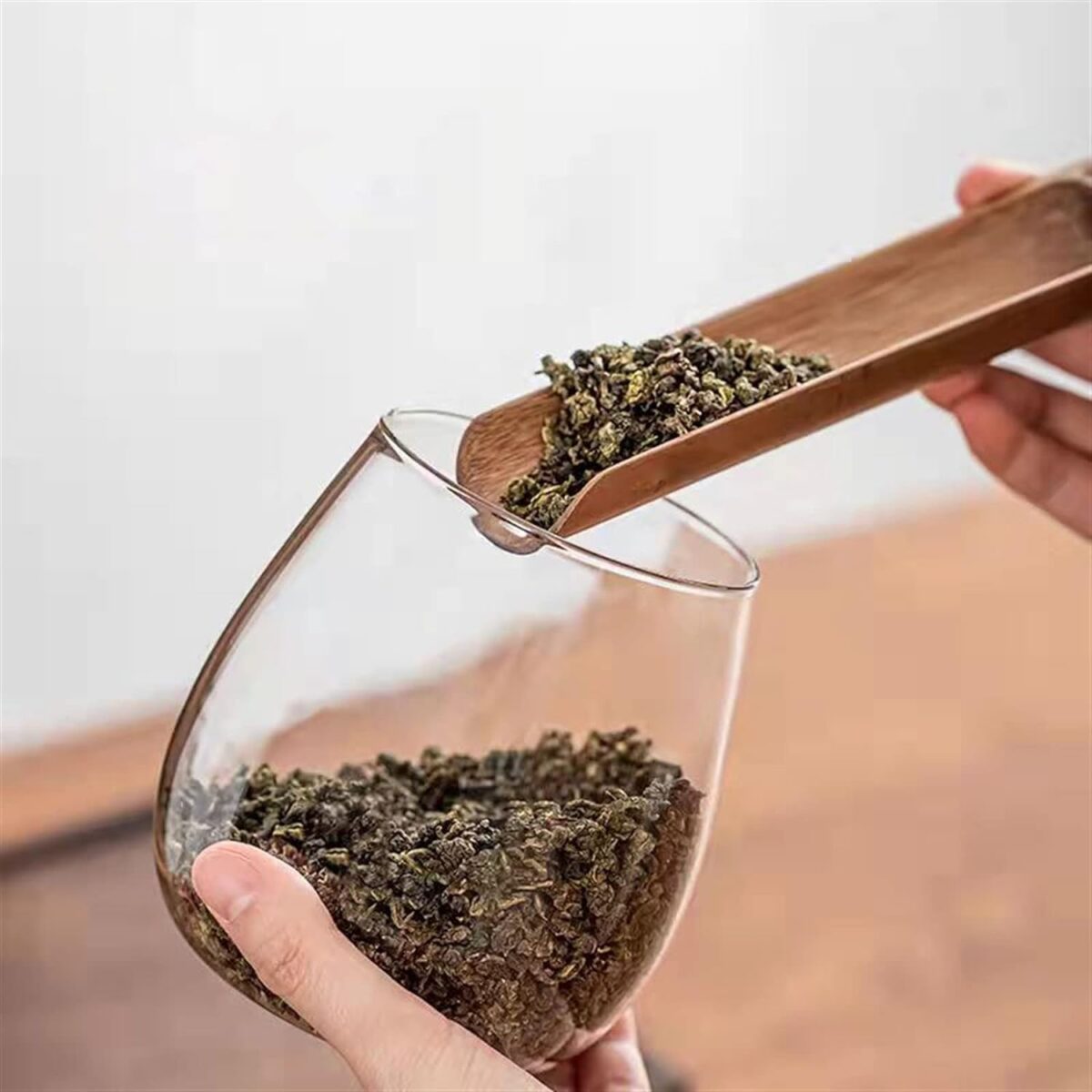 برطمان-زجاج-1-لتر-لحفظ-وتنظيم-البقوليات-والمكسرات-والكاندي-والكورن-فليكس-بغطاء-محكم-الغلق-مزين-بقماش-منقوش_All_6593_8.jpeg برطمان زجاج 1 لتر لحفظ وتنظيم البقوليات والمكسرات والكاندي والكورن فليكس بغطاء محكم الغلق مزين بقماش منقوش - الصورة 4