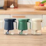 ⁦برطمان زجاج 350 ملي لحفظ وتخزين التوابل والشاي والسكر بغطاء ومعلقة لسهولة الاستعمال ويد⁩ - الصورة ⁦6⁩