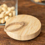 ⁦برطمان زجاج غطاء خشب ويد خيط الجوت لحفظ وتخزين البقوليات والمكسرات والكورن فليكس⁩ - الصورة ⁦5⁩