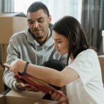 ⁦بريسليت رجالي جلد مضفر باللون الاسود بقفل معدني فضي⁩ - الصورة ⁦7⁩