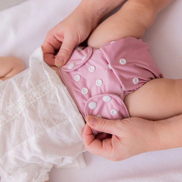 حفاضات بديلة للبامبرز لتدريب الاطفال علي استخدام التواليت قابله لتعديل المقاس والغسيل لإعادة الاستخدام