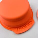 ⁦حلة الميكرويف السيليكون لحفظ وتسخين الطعام بيد وغطاء للحفاظ علي المحتويات⁩ - الصورة ⁦3⁩