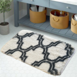 ⁦دواسة حمام وبانيو ريش ناعم مانعة للانزلاق⁩ - الصورة ⁦3⁩