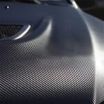 ⁦رول استيكر لتجديد ديكور السيارات للتابلوه والفتيس والكونسول والمرايات قابل للقص⁩ - الصورة ⁦5⁩