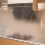 ⁦رول بلاستيك  1.50متر * العرض 20 متر بديل المشمع لاصق وتر بروف لتغطية الاثاث والمفروشات⁩ - الصورة ⁦10⁩