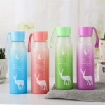 زجاجة مياه زجاج 415 ملي بغطاء محكم الغلق للجيم والرحلات والخروج بيد سيليكون لسهولة الحمل