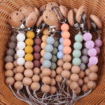 ⁦سلسلة مشبك لتعليق التيتينة في ملابس الاطفال ومنع سقوطها⁩ - الصورة ⁦4⁩