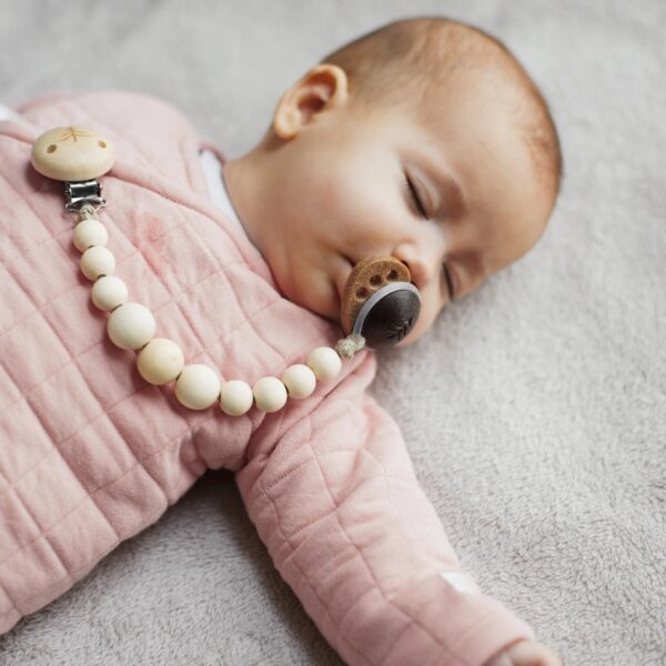 سلسلة مشبك لتعليق التيتينة في ملابس الاطفال ومنع سقوطها