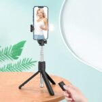 ⁦سيلفي ستيك وترايبود 2 في 1 قابل للطي والدوران للتحكم في الزاوية بريموت للتحكم والتصوير عن بعد⁩ - الصورة ⁦2⁩
