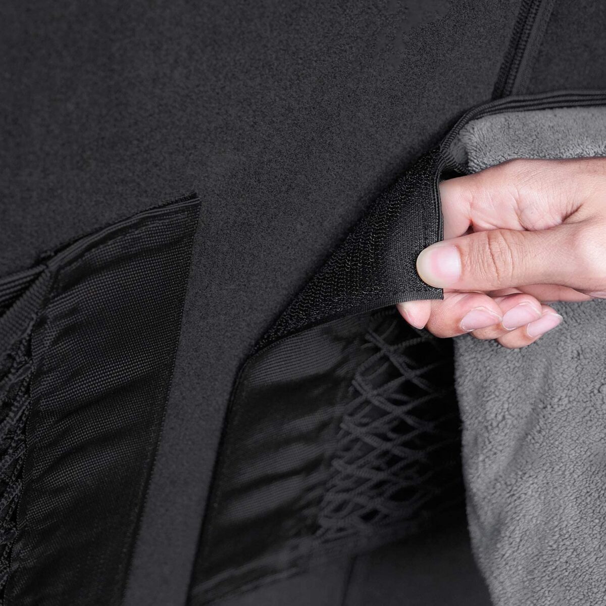 ⁦شبكة سيارة مطاطية لحمل وتنظيم الاشياء تثبت بسكوتش خلف الكرسي او في الشنطة⁩ - الصورة ⁦10⁩