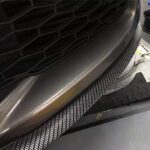 ⁦شريط حماية عتب السيارات من الصدمات والخدوش شكل كاربون فايبر ذاتي اللصق ولا يترك اي اثر⁩ - الصورة ⁦2⁩