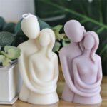 ⁦شمعة ثري دي شكل كابلز معطرة لتجديد وتغير ديكور البيت وإضفاء أجواء رومانسية⁩ - الصورة ⁦5⁩