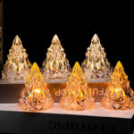 ⁦شمعة شجرة الكريسماس مضيئة بدون لهب لتجديد ديكور المنزل وإضفاء اجواء رومانسية هادئة من الاكليريك ​⁩ - الصورة ⁦2⁩