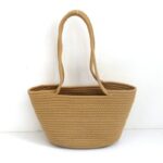 ⁦شنط هاند ميد للخروج والرحلات والبحر بيد طويلة بالوان مختلفة⁩ - الصورة ⁦6⁩