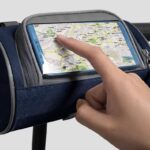 ⁦شنطة دراجات وتربروف للحفاظ علي المحتويات بجيب مبطن للموبايل وغطاء شفاف لسهولة التحكم التاتش⁩ - الصورة ⁦7⁩