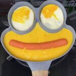 ⁦طاسة الومنيوم طبقة جرانيت غير لاصق 3 اقسام علي شكل ضفدع للبيض والسوسيس⁩ - الصورة ⁦2⁩