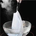 ⁦طقم أغطيه سيليكون مربع لحفظ الطعام طازج استرتش مرن محكمة الغلق قابلة للتمدد وإعادة الاستخدام ٦ قطع⁩ - الصورة ⁦7⁩