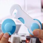 ⁦طقم أقفال أمان لسلامة الأطفال قطعتين لغلق الثلاجة والخزائن والابواب والدواليب والأدراج⁩ - الصورة ⁦4⁩