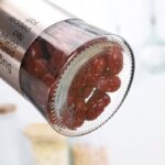 ⁦طقم توابل 3 قطع بمقاسات مختلفة لحفظ وتنظيم الفلفل والملح والشطة من الزجاج والاستانليس⁩ - الصورة ⁦6⁩