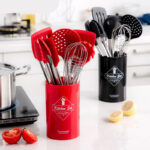 ⁦طقم توزيع سيليكون 12 قطعه بيد استانليس ستيل مع الحامل⁩ - الصورة ⁦3⁩