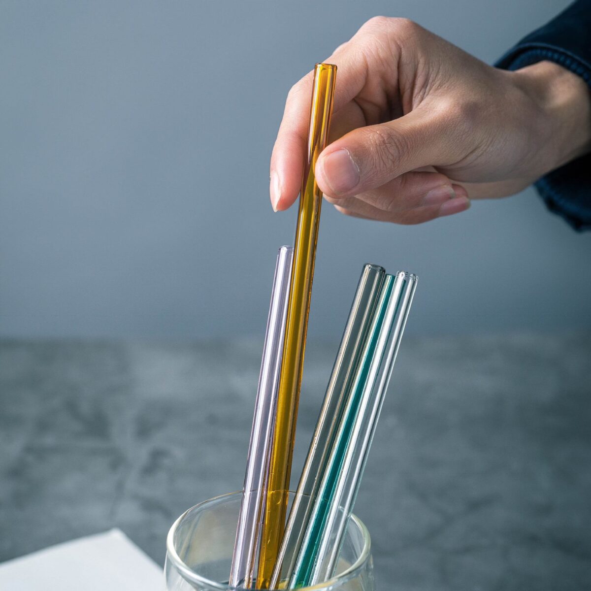 ⁦طقم شاليموه زجاج 4 قطع بأشكال مختلفة قابل لإعادة الأستخدام مع فرشة لسهولة التنظيف⁩ - الصورة ⁦4⁩