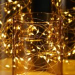 ⁦طقم شمع زجاجي 3 قطع بمقاسات مختلفة مضئ بدون لهب ببطاريات لتجديد ديكور البيت⁩ - الصورة ⁦4⁩