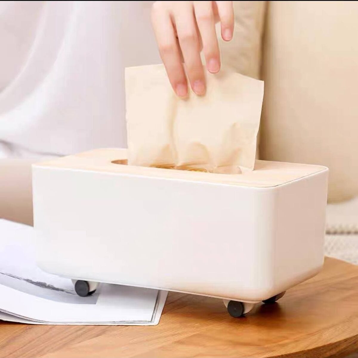 ⁦طقم عجلات لاصقة لجعل أي قطعة متحركة على 4 عجلات⁩ - الصورة ⁦3⁩