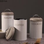 ⁦طقم علب للشاي والقهوة والسكر معدن غير قابل للصدأ بغطاء بيد لسهولة الفتح 3 قطع⁩ - الصورة ⁦6⁩