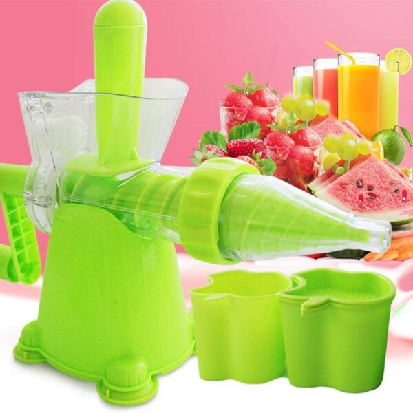 عصارة فواكه يدوية للبرتقال والبطيخ والتفاح باكواب شفط لضمان الثبات بكوب ومصفاه