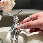 ⁦علبة مناديل بابلز سيراميك مطلي باللون السيلفر بدبدوب ثري دي لغرف النوم والاطفال والليفنج والمطبخ والمكتب⁩ - الصورة ⁦5⁩