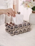 ⁦علبة مناديل بابلز سيراميك مطلي باللون السيلفر بدبدوب ثري دي لغرف النوم والاطفال والليفنج والمطبخ والمكتب⁩ - الصورة ⁦8⁩