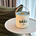 ⁦علبة مناديل شيك بيد جلد باللون البني لغرف النوم والاطفال والليفنج والمطبخ والمكتب⁩ - الصورة ⁦2⁩