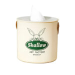 ⁦علبة مناديل شيك بيد جلد باللون البني لغرف النوم والاطفال والليفنج والمطبخ والمكتب⁩ - الصورة ⁦4⁩