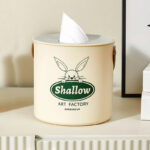 ⁦علبة مناديل شيك بيد جلد باللون البني لغرف النوم والاطفال والليفنج والمطبخ والمكتب⁩ - الصورة ⁦6⁩