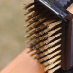 ⁦فرشة 3 في 1 لتنظيف الشوايات بأسلاك نحاسية ومقبض يد لسهولة الأستخدام⁩ - الصورة ⁦6⁩