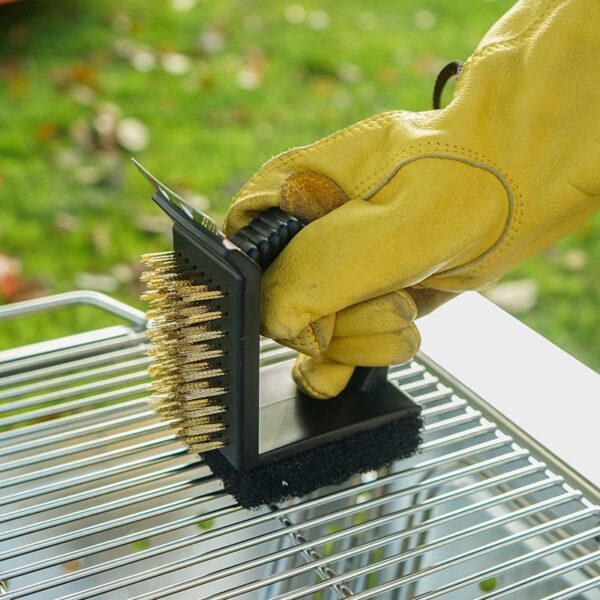 فرشة 3 في 1 لتنظيف الشوايات بأسلاك نحاسية ومقبض يد لسهولة الأستخدام