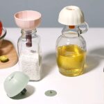 ⁦قمع مع مصفاه للزيوت والسوائل من السيليكون قابل للطي⁩ - الصورة ⁦9⁩