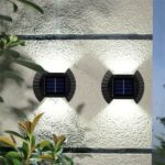 ⁦كشاف ليد حائطي وتربروف يعمل بالطاقه الشمسية ويضئ تلقائيآ في الليل 4 قطع⁩ - الصورة ⁦5⁩