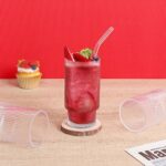 ⁦كوباية متدرجة 400 ملي زجاج شفاف مضلع لشرب و تقديم العصائر والايس كوفي والمشروبات الغازية للضيوف بشكل شيك⁩ - الصورة ⁦4⁩