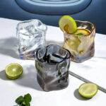 ⁦كوباية من الزجاج المتعرج لشرب وتقديم الشاي والنسكافية والعصائر بشكل مختلف ومميز⁩ - الصورة ⁦2⁩