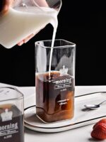 ⁦كوباية مورنينج 400 ملي مربعة الشكل لشرب وتقديم المياه والعصائر من الزجاج الشفاف⁩ - الصورة ⁦3⁩