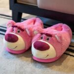 ⁦لكلوك الدب لوتسو فرو باللون البينك لتدفئة الرجل والتغلب علي برد الشتاء⁩ - الصورة ⁦4⁩