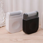 ⁦لمامة ميني لإزالة الوبر والشعر من الملابس والسجاد والمفروشات⁩ - الصورة ⁦3⁩